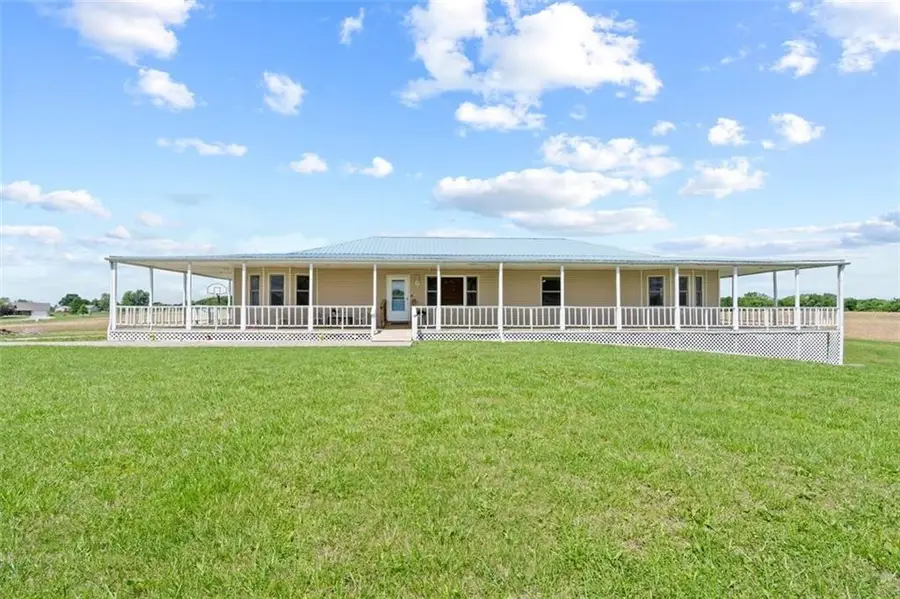 12356 Elkhorn Road, Rayville, MO 64084 - Image #2