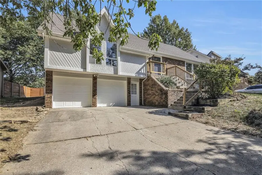 8017 N Tracy Avenue, Chouteau, MO 64118 - Image #2