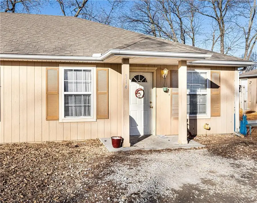Address Withheld By Seller, Creighton, MO 64739 - Image #2