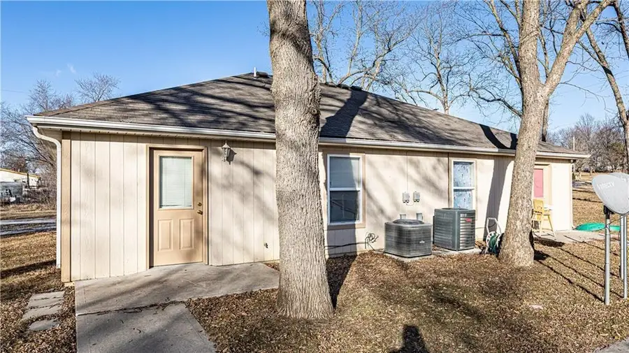 Address Withheld By Seller, Creighton, MO 64739 - Image #3