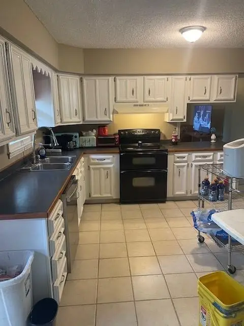 2002 N Michigan Street, Pittsburg, KS 66762 - Image #2