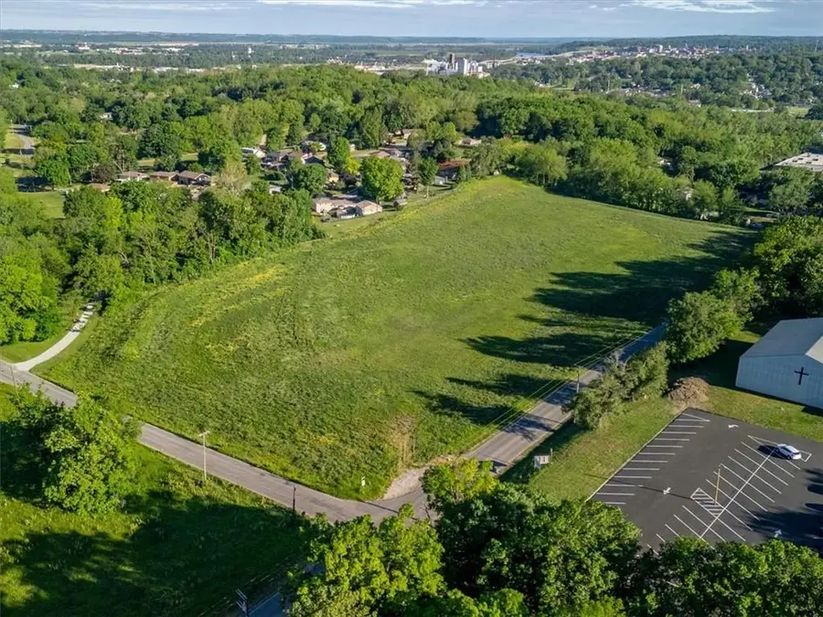 S 22nd Street, Saint Joseph, MO 64503 - #3