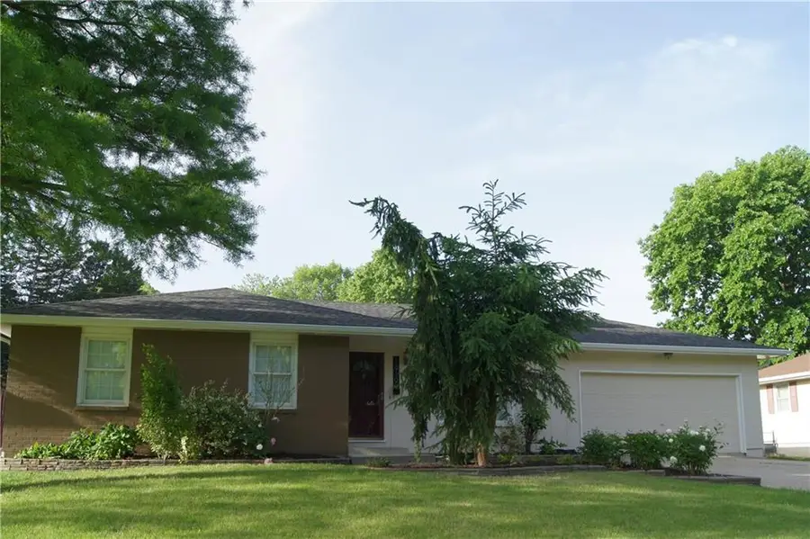 1919 Seneca Street, Leavenworth, KS 66048 - Image #2