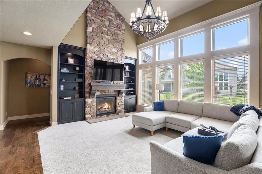 25205 W 97th Terrace, Lenexa, KS 66227 - Image #1