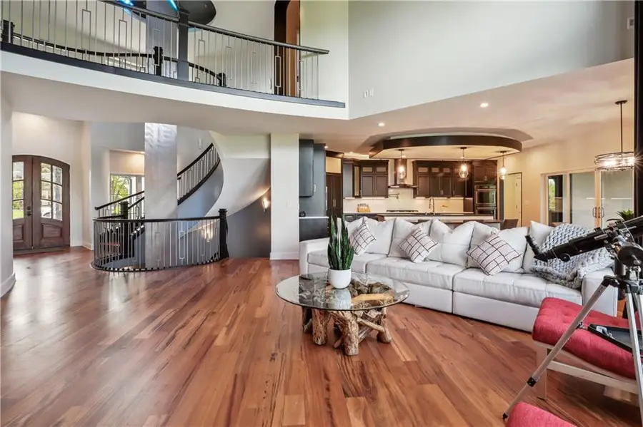 10239 N Kansas Avenue, Kansas City, MO 64155 - Image #3