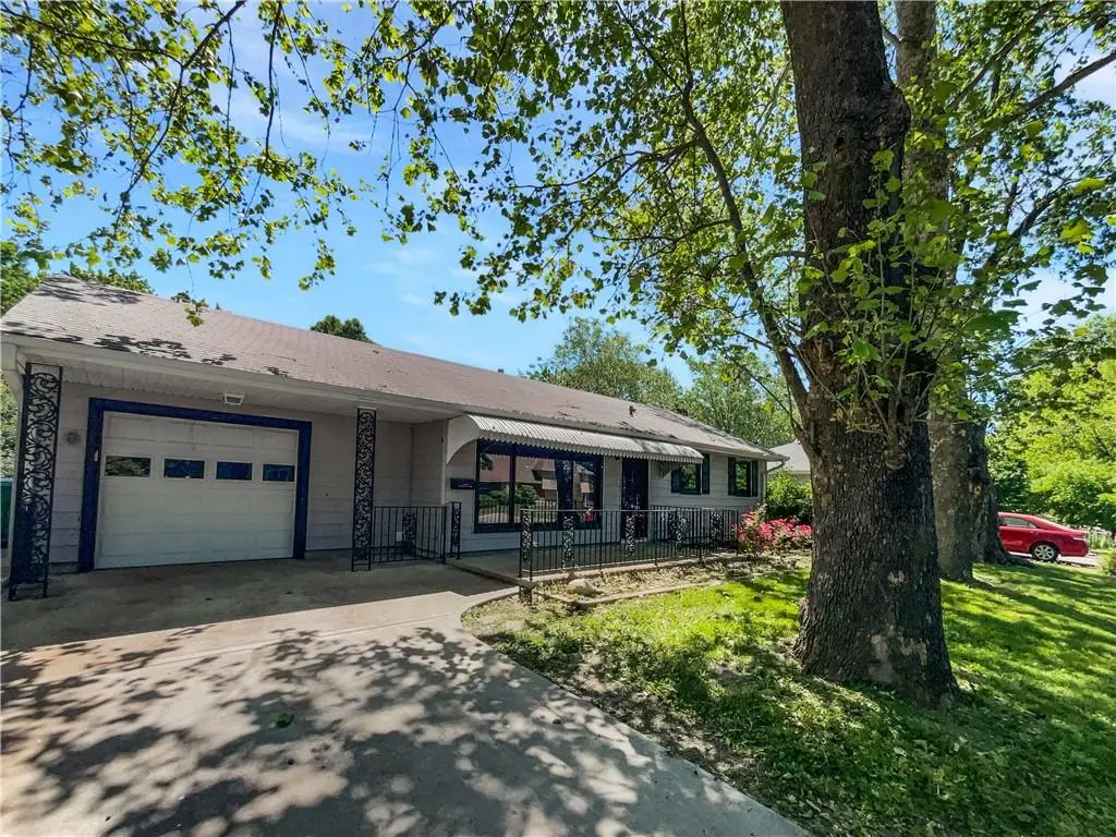 7139 Hardy Street, Overland Park, KS 66204 - Image #1