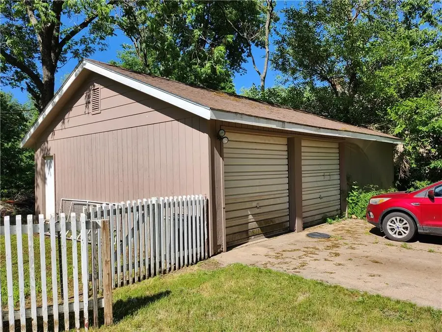 528 S 2nd Street, Independence, KS 67301 - Image #2