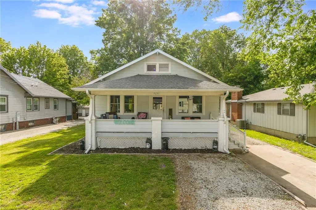 424 Dickinson Street, Chillicothe, MO 64601 - Image #1