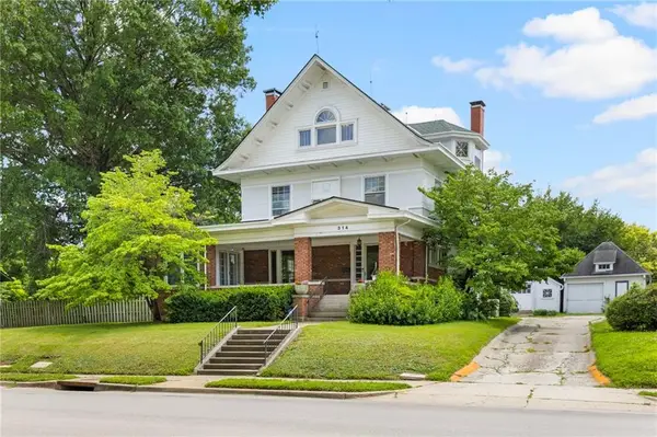 314 E Gay Street, Warrensburg, MO 64093