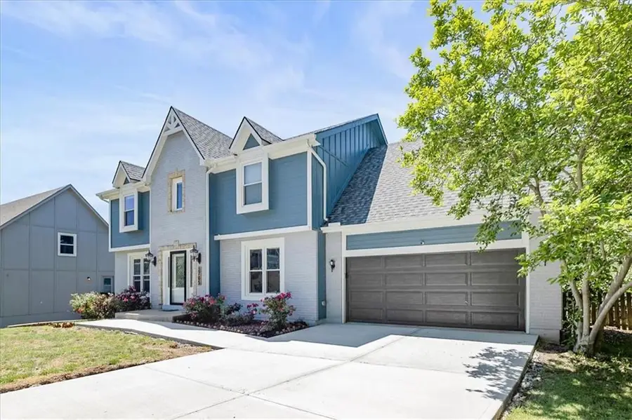 3705 SW Kimstin Circle, Blue Springs, MO 64015 - Image #3