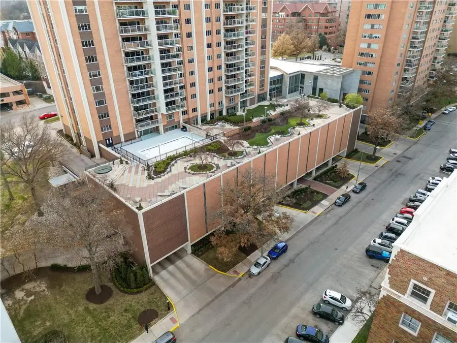 121 W 48th Street #100, Kansas City, MO 64112 - Image #3