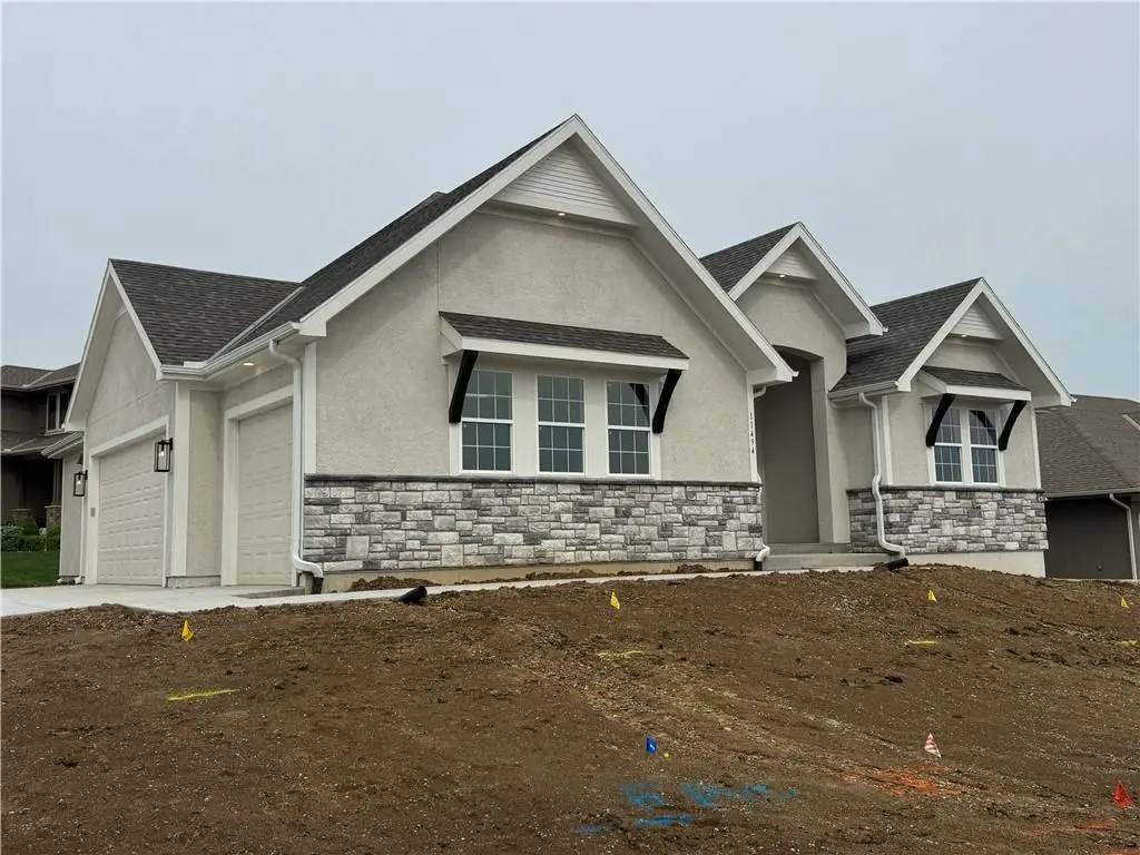 11494 S Longview Road, Olathe, KS 66061 - Image #1