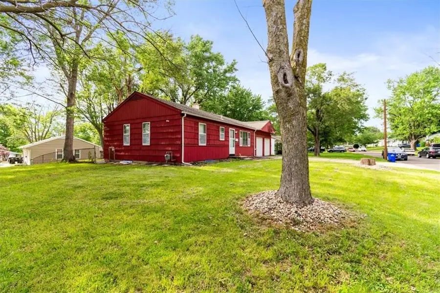 6014 Kentucky Road, Raytown, MO 64133 - Image #3