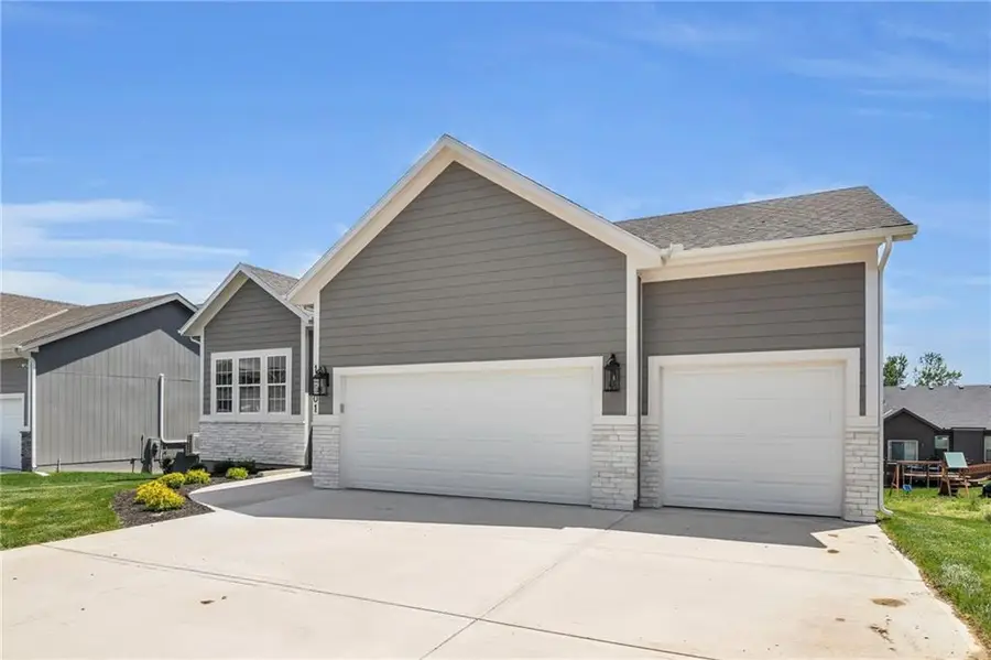 12501 Parkview Avenue, Kansas City, KS 66109 - Image #2