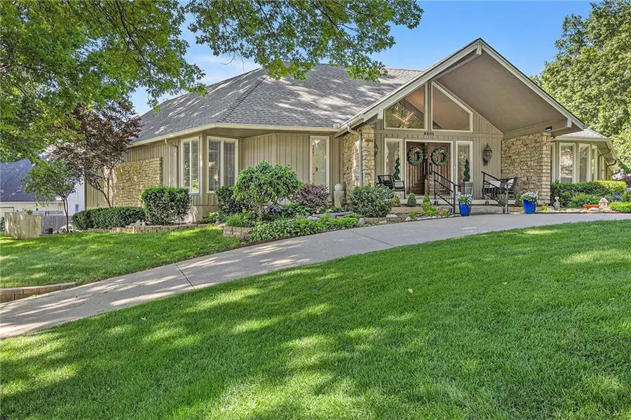 8201 W 100th Terrace, Overland Park, KS 66212 - Image #2