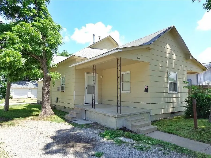 100 W Adams Street, Pittsburg, KS 66762 - Image #2