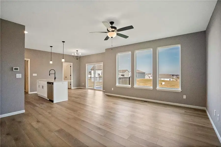 12513 S White Ash Lane, Lees Summit, MO 64086 - Image #2