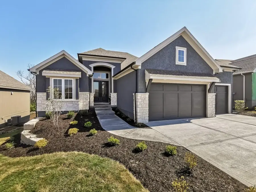 3248 W 133rd Terrace, Leawood, KS 66209 - Image #2