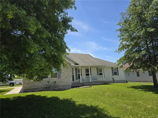 200 W Allison Lane, Clinton, MO 64735
