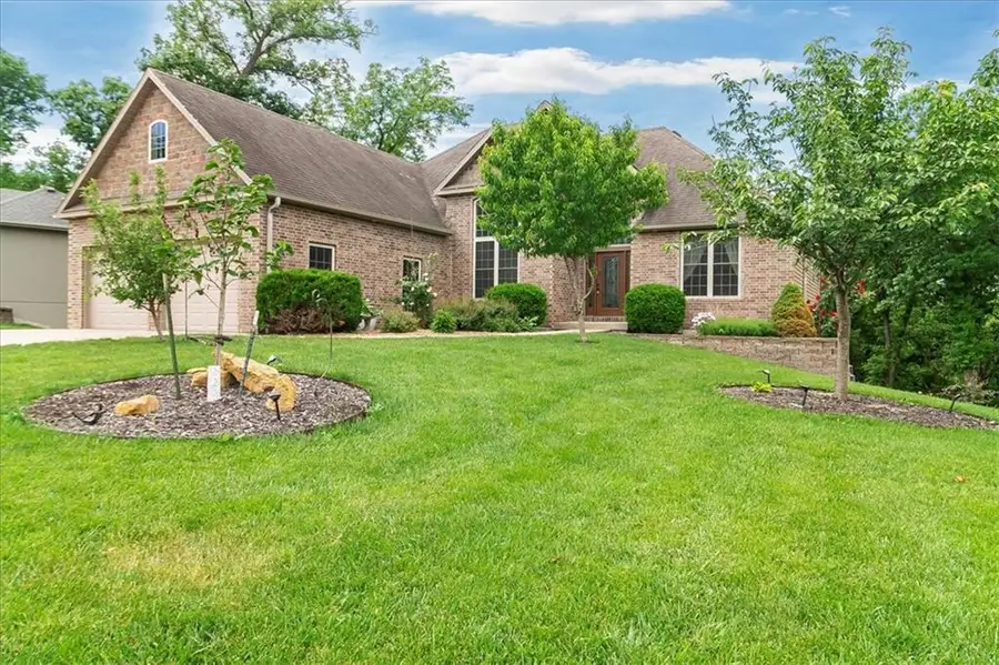 906 Cheatham Court, Warrensburg, MO 64093 - Image #2