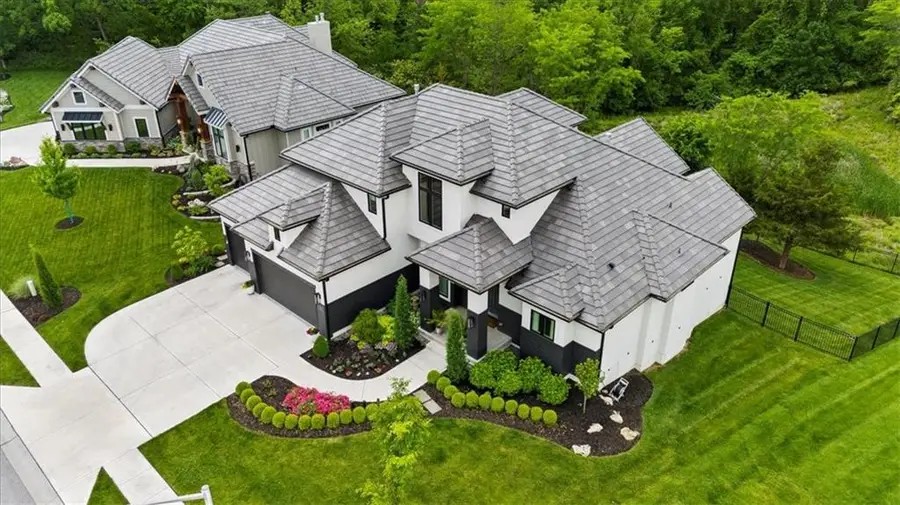 5746 N Revere Avenue, Kansas City, MO 64151 - Image #2