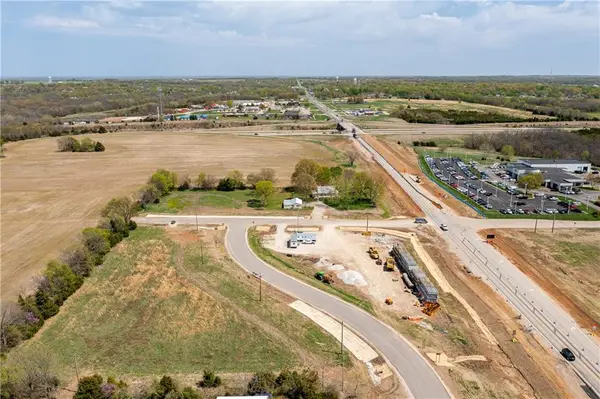 9960 W K68 Hwy Highway, Louisburg, KS 66053