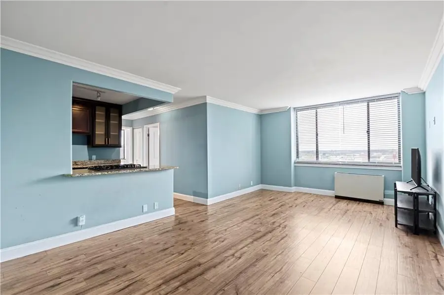 700 E 8th Street #11 T, Kansas City, MO 64106 - Image #2