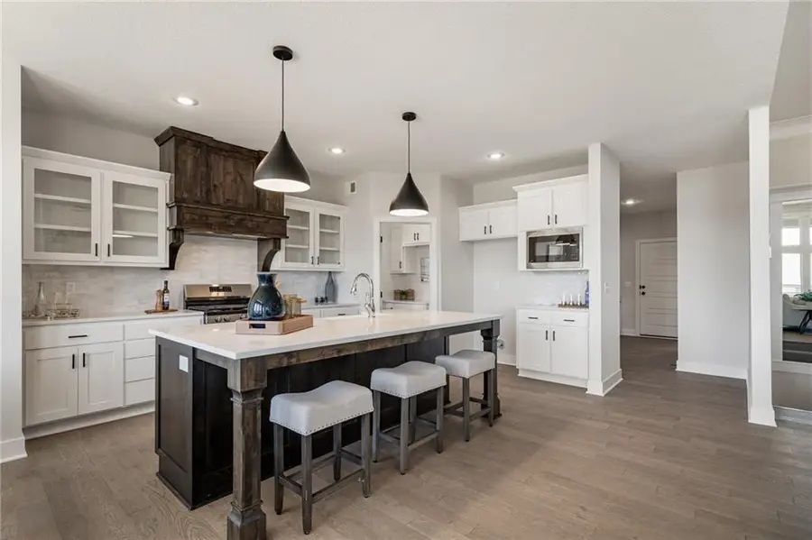 19477 W 114th Terrace, Olathe, KS 66061 - Image #2