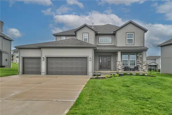 5823 Mccormick Drive, Shawnee, KS 66226