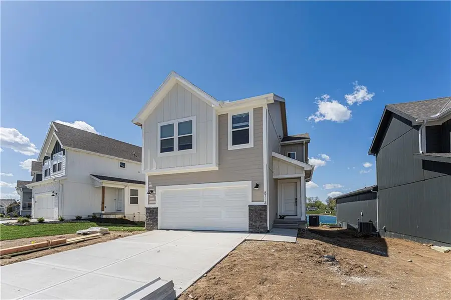 8704 SW Brickell Drive, Blue Springs, MO 64064 - Image #3