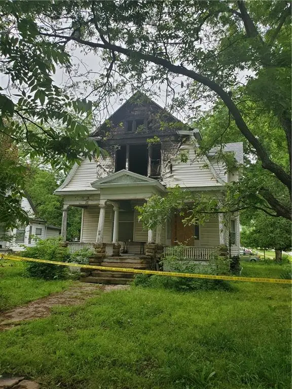 401 S 2nd Street, Independence, KS 67301 - #1