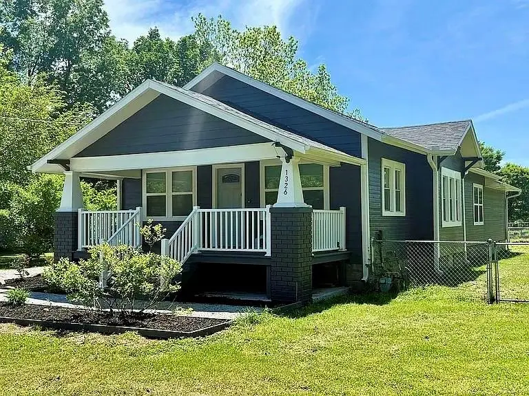 1326 E 14th Street, Pittsburg, KS 66762 - Image #2