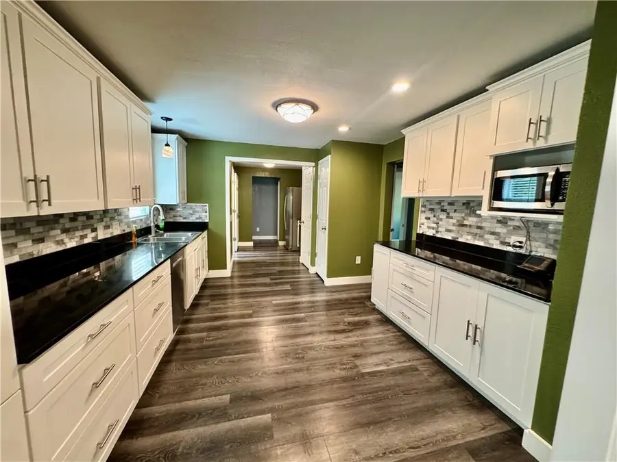 1326 E 14th Street, Pittsburg, KS 66762 - Image #3