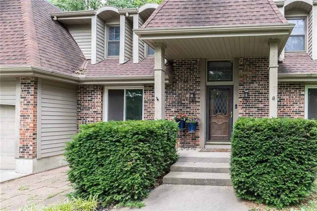 10246 Russell Street, Overland Park, KS 66212 - Image #1