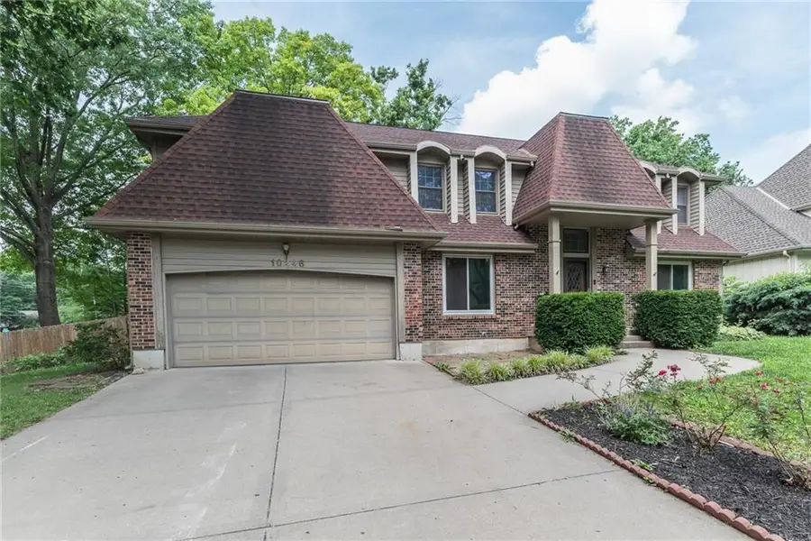 10246 Russell Street, Overland Park, KS 66212 - Image #2