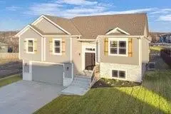 18408 Rock Creek Drive N, Smithville, MO 64089 - Image #2