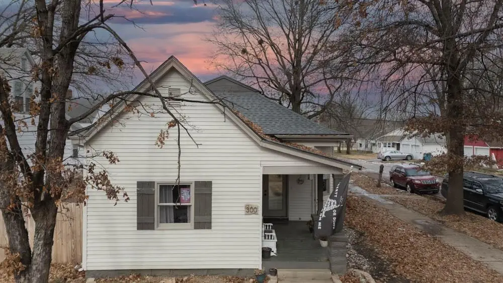 300 Brown Avenue, Osawatomie, KS 66064 - Image #1