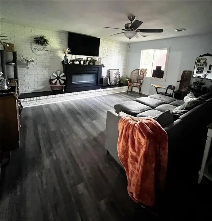 414 S 3rd Street, Humboldt, KS 66748 - Image #3