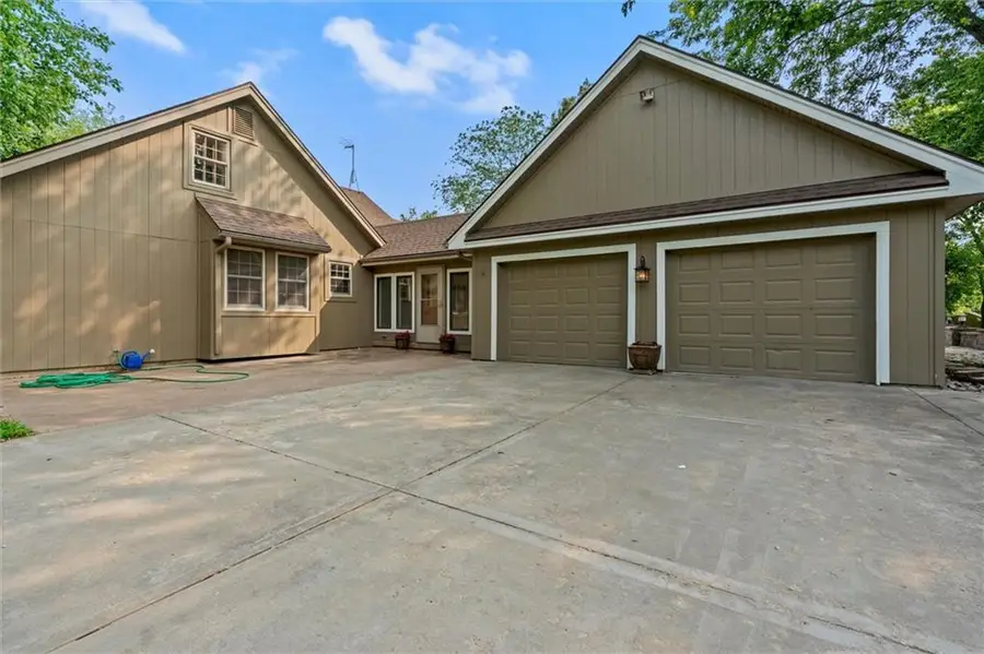 6178 SE Tri County Line Road, Lawson, MO 64062 - Image #3