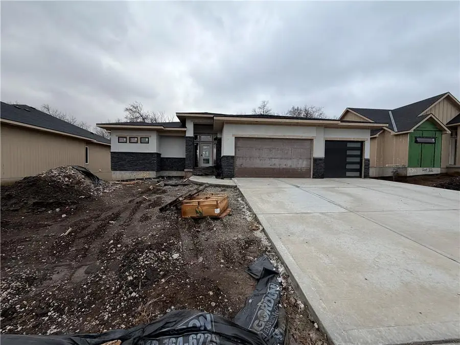15285 W 162nd Street, Olathe, KS 66062 - Image #2