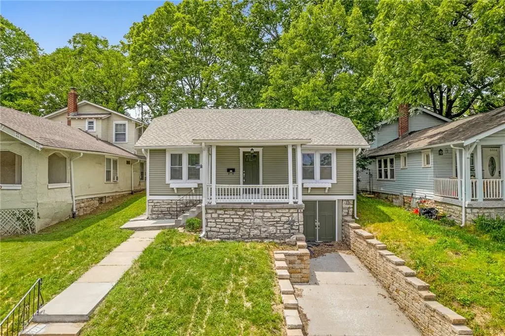 5016 Lydia Avenue, Kansas City, MO 64110 - Image #1