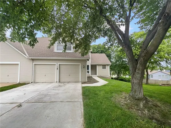 15416 Floyd Street, Overland Park, KS 66223