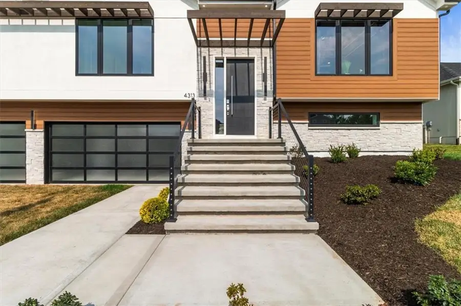 4313 SE Adams Drive, Blue Springs, MO 64014 - Image #3