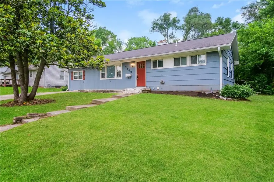 3702 E 106th Terrace, Kansas City, MO 64137 - Image #2