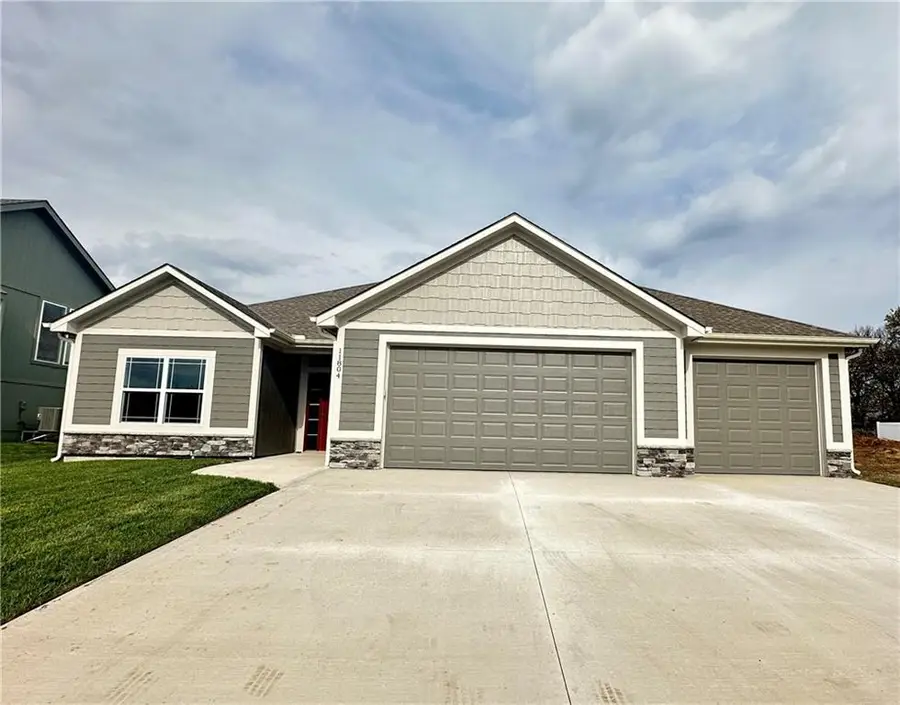 11805 E Ridgeview Court, Peculiar, MO 64078 - Image #3