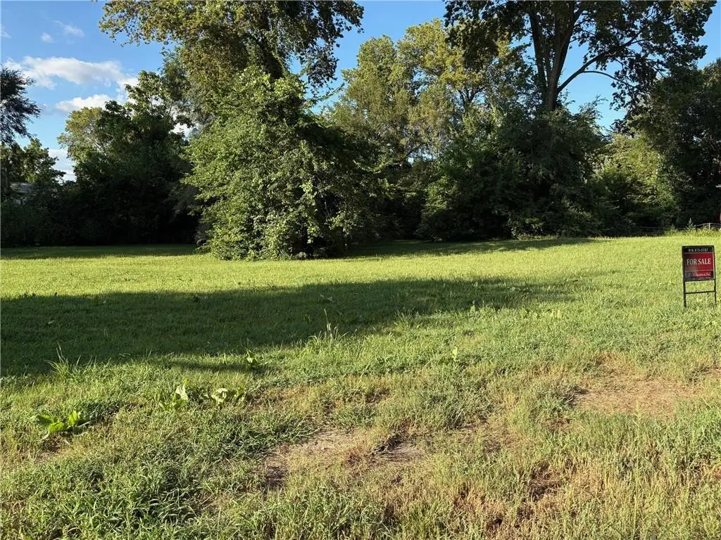 3018 E 20th Street, Kansas City, MO 64127 - Image #1