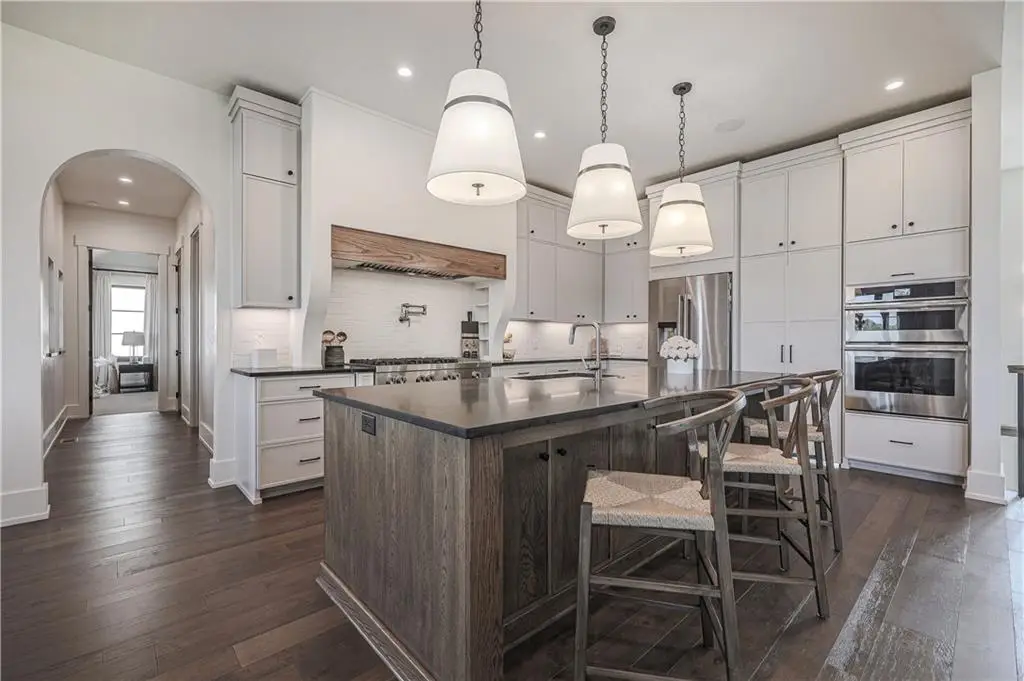 8512 N Booth Avenue, Kansas City, MO 64157 - Image #1