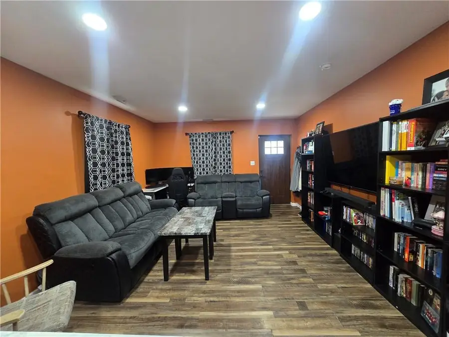 1824 S Grand Avenue, Sedalia, MO 65301 - Image #3