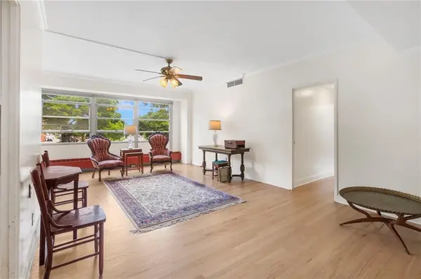 333 W Meyer Boulevard #212, Kansas City, MO 64113