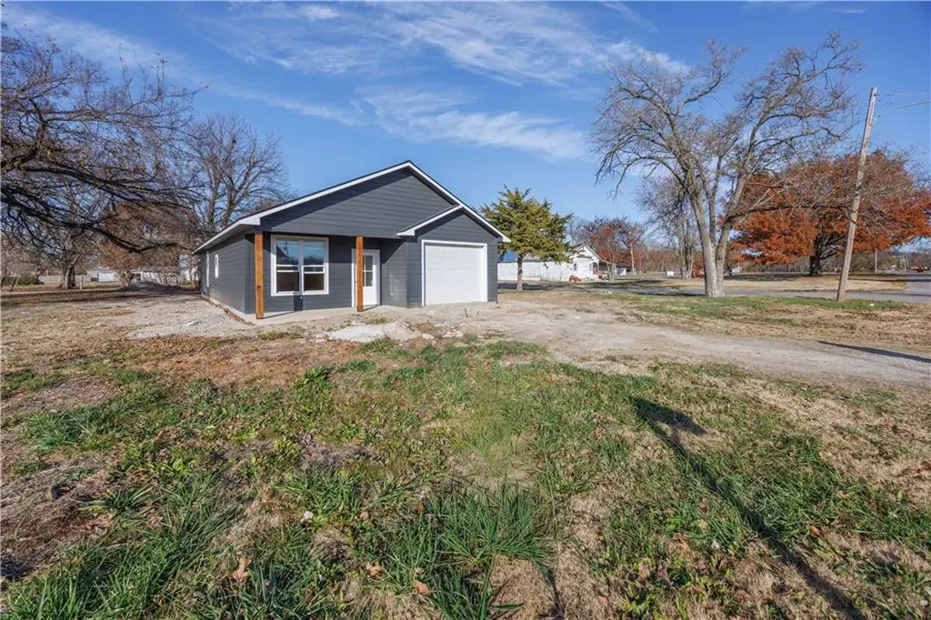 904 W 4th Street, Cherryvale, KS 67335 - Image #1